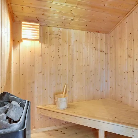 Karoliina - 900m From The Sea By Interhome * Bøtø By